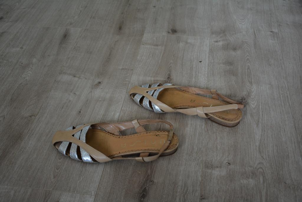 schoenen UNISA., Overige kleuren, Gedragen, Sandalen of Muiltjes, Ophalen of Verzenden