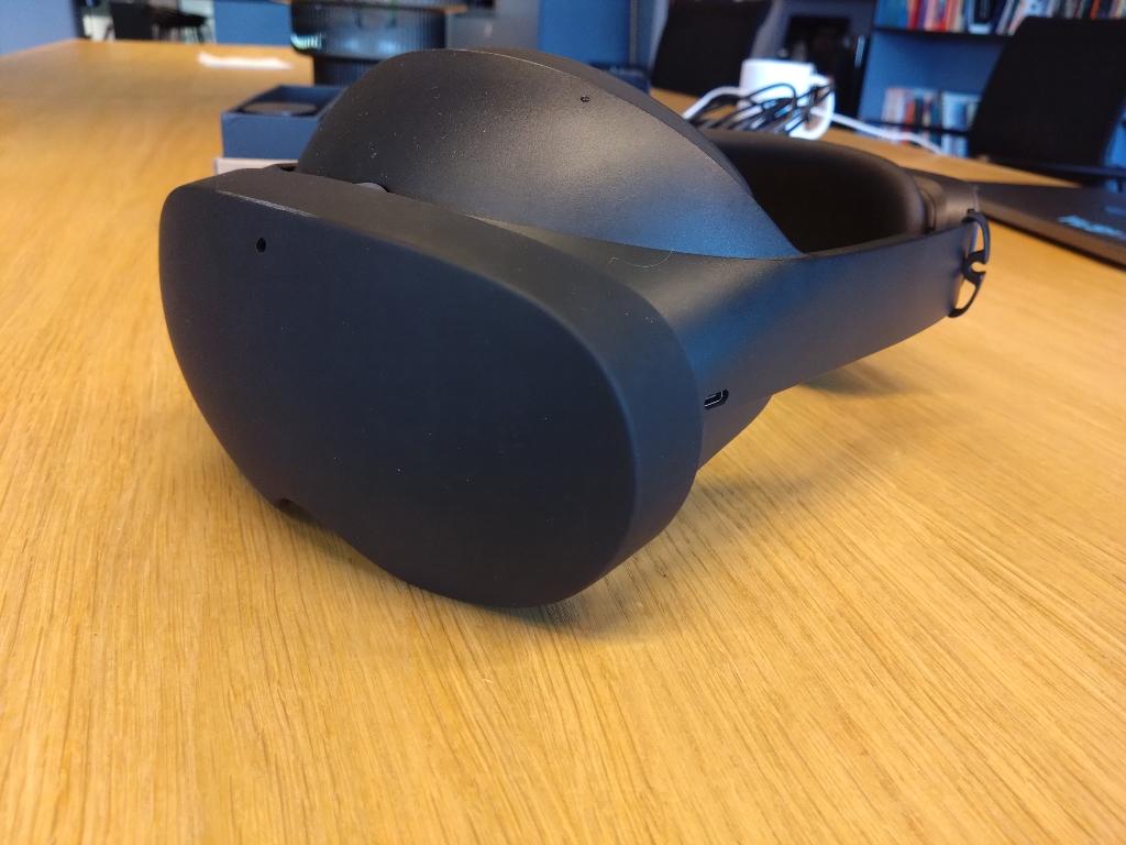 Meta Quest Pro In originele doos, Spelcomputers en Games, Virtual Reality, Ophalen of Verzenden, Zo goed als nieuw, VR-bril, Overige platformen