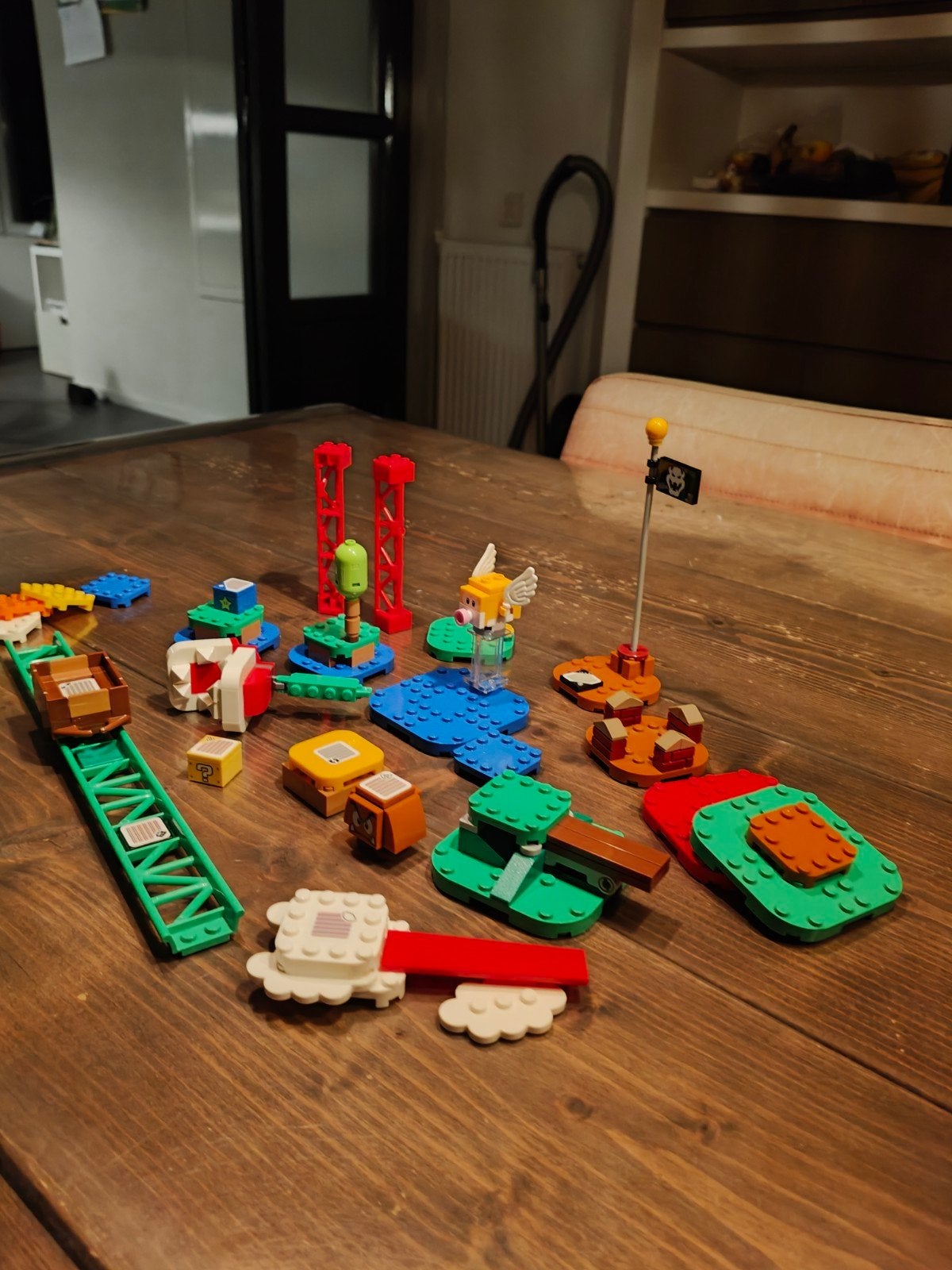 LEGO Super Mario: Bowser's Kasteel & Starterset, Ophalen of Verzenden, Zo goed als nieuw, Overige merken