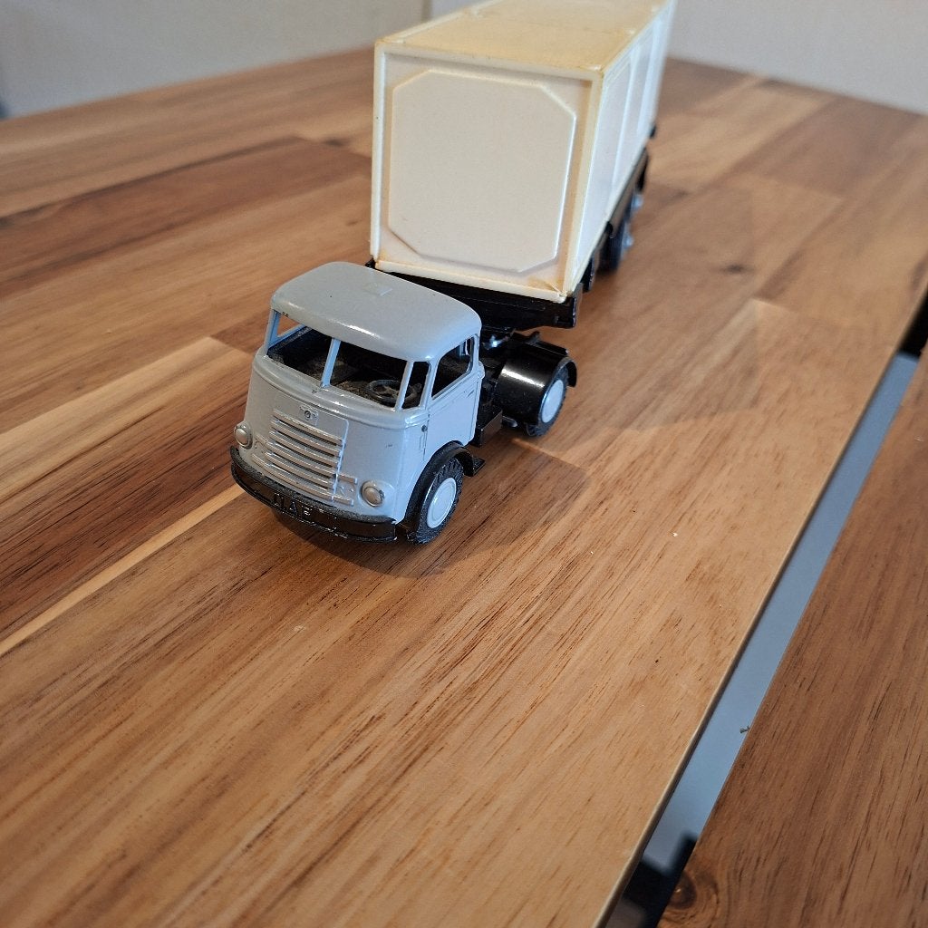 Vintage DAF STREPER TRUCK  met oplegger - UITSCHIJFBAAR +C., Ophalen of Verzenden, Gebruikt, Bus of Vrachtwagen, Lion Toys