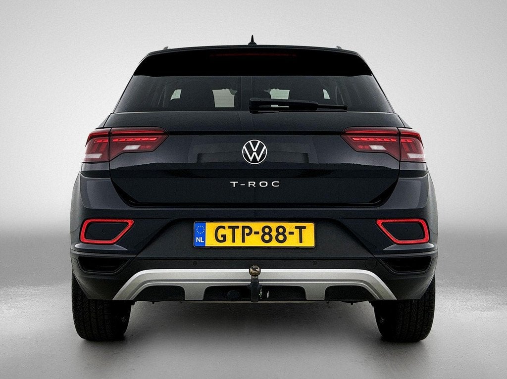Volkswagen T-Roc 1.5 TSI Oranje Edition 150 PK | Automaat |, 12 maanden, Stof, 4 cilinders, Zwart