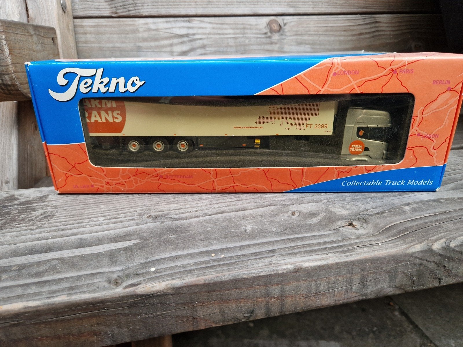 Tekno Vrachtwagen Model 1:50 - Ongebruikt, Hobby en Vrije tijd, Ophalen of Verzenden, Nieuw, Bus of Vrachtwagen, Tekno