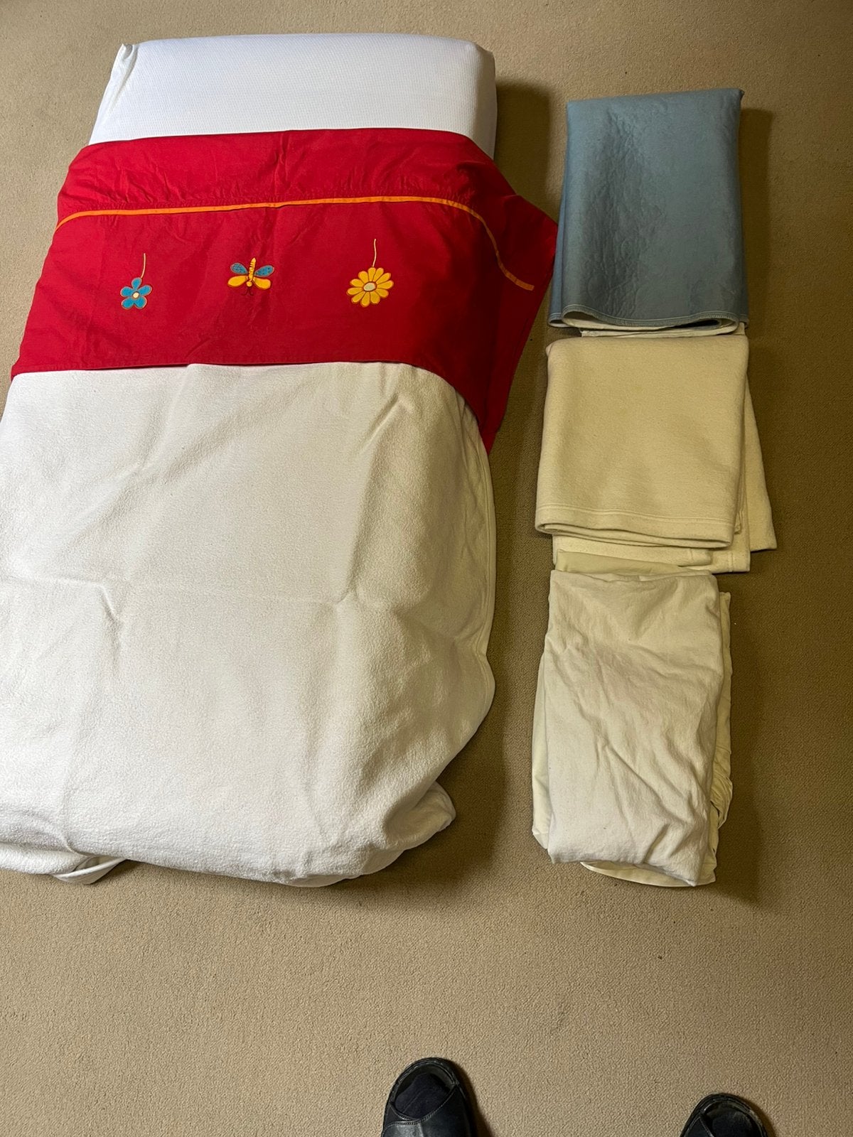 Matras met beddengoed voor ledikant of campingbedje, Ophalen, Jongetje of Meisje, Wit, Dekbedovertrek