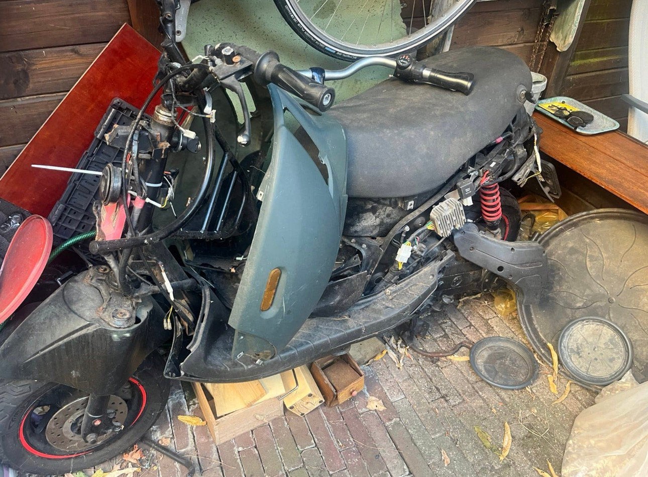 Piaggio zip 2020 gele plaat opknapper, Ophalen, Zo goed als nieuw, Overige merken
