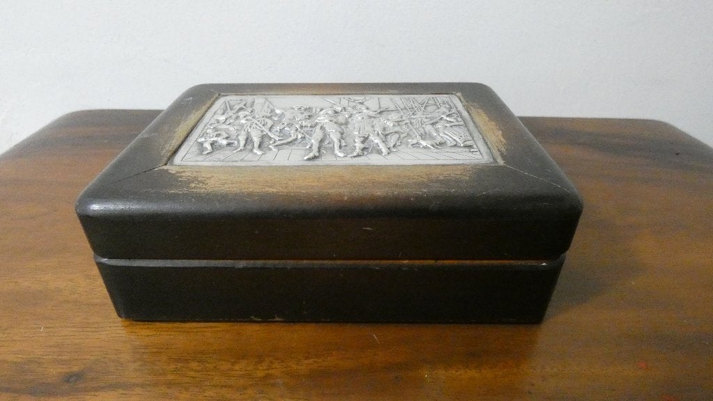 Houten doosje of kistje met zilverplated deksel [1511], Ophalen of Verzenden