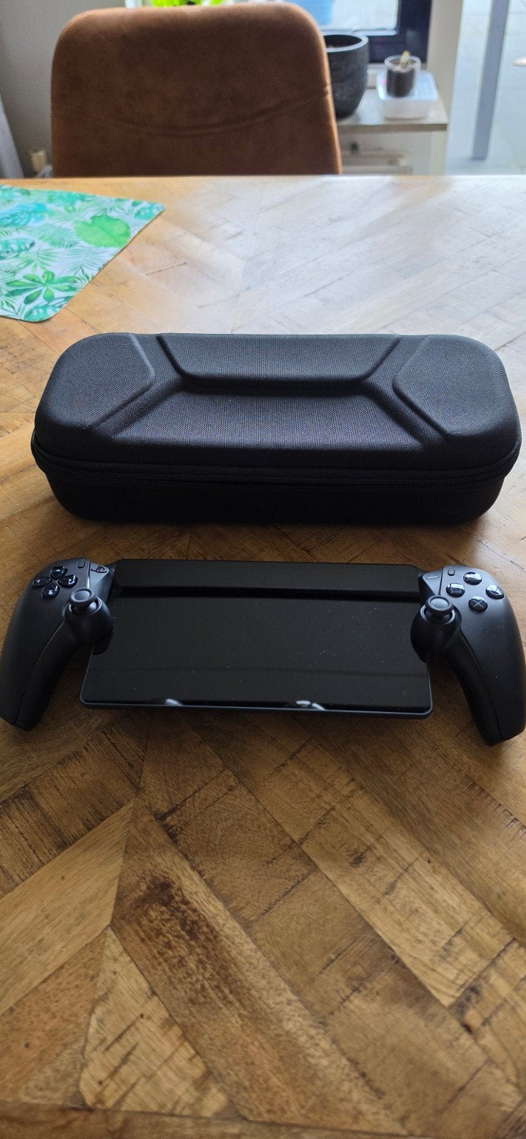 Foto 2 van PlayStation Portal - Zo goed als nieuw