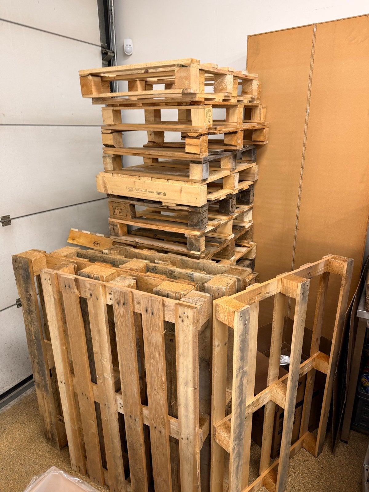 GRATIS Gebruikte houten pallets - Diverse maten, Doe-het-zelf en Verbouw, Palletwagens en Pompwagens, Ophalen, Gebruikt, Geen