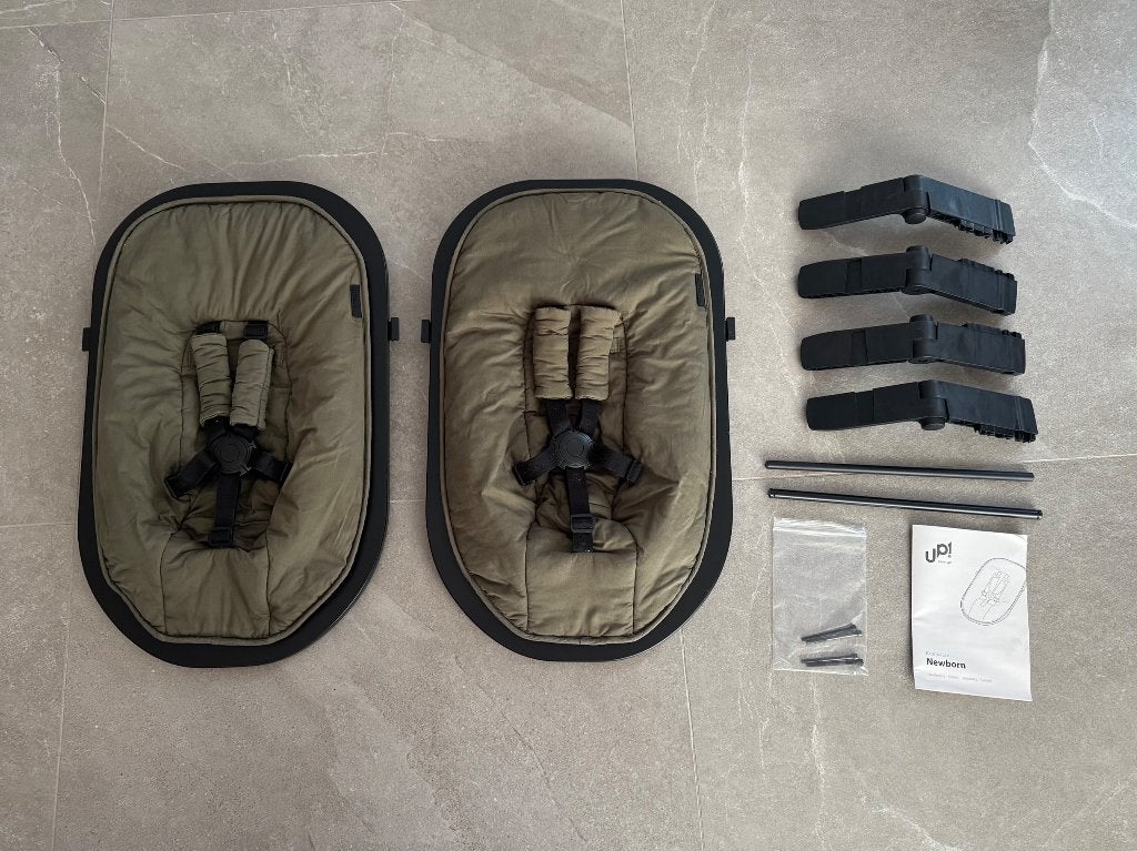 Kidsmill Up! Newborn set (2 stuks), Ophalen, Zo goed als nieuw, Meegroeistoel, Gordel(s)