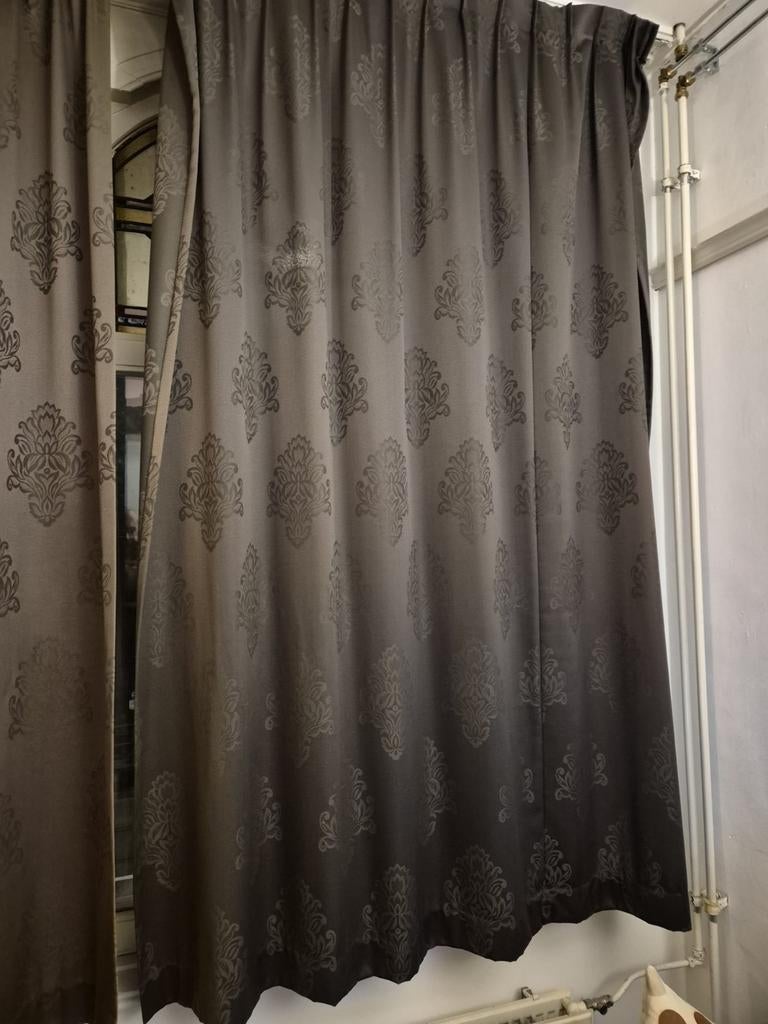 Set van 2 gordijnen met patroon  (tegen elk aannemelijk bod), Huis en Inrichting, Stoffering | Gordijnen en Lamellen, Zo goed als nieuw