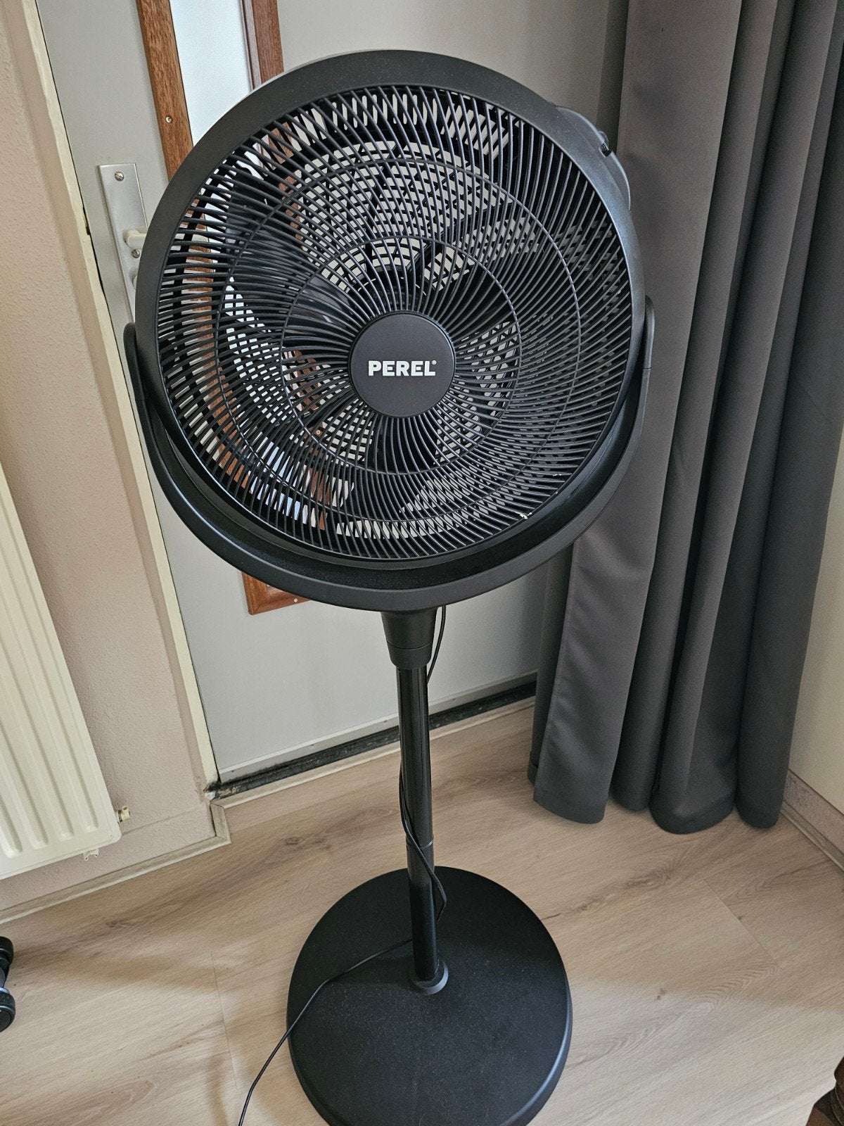 Perel Statiefventilator - Zwart, Zo goed als nieuw, Ophalen, Zo goed als nieuw, Statiefventilator