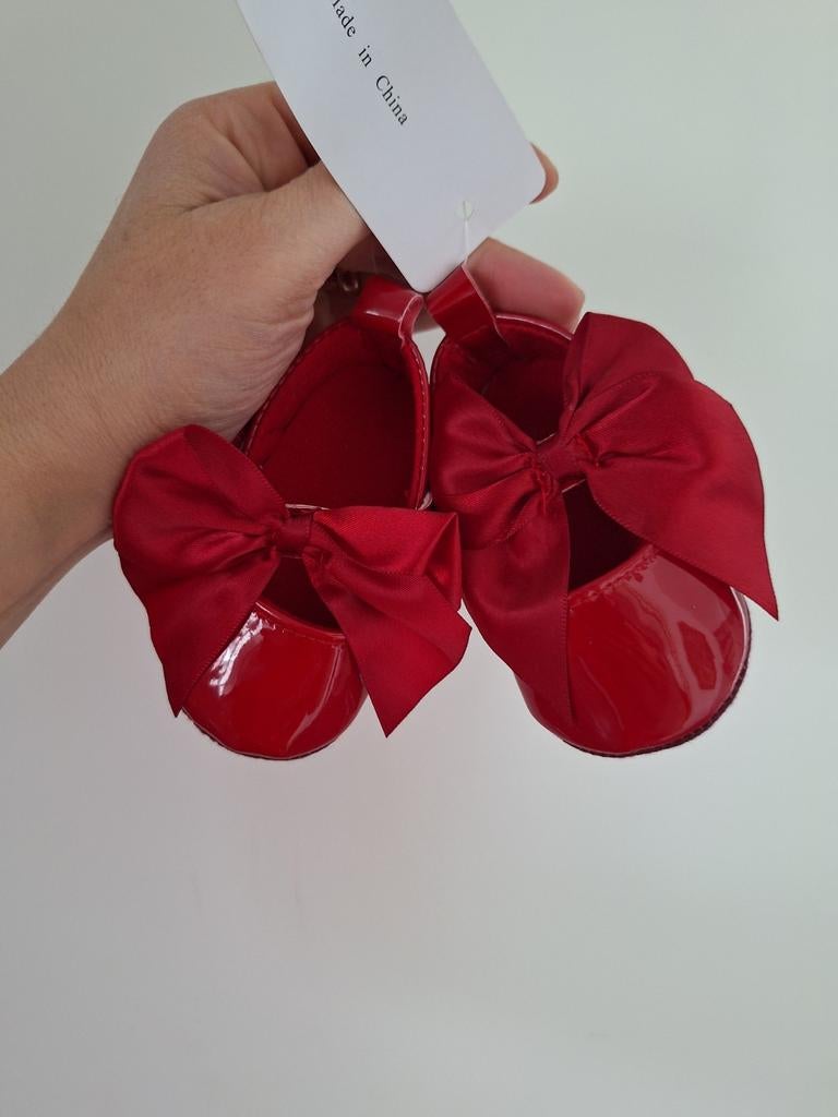 Schattige rode babyschoentjes met strik, maat 19, Schoentjes, Meisje, Nieuw, Ophalen of Verzenden
