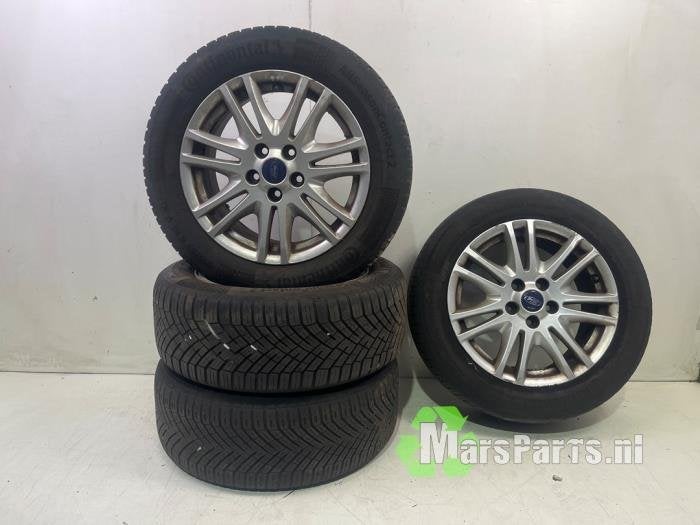 Velgen set + winterbanden van een Ford Grand C-Max, Gebruikt, -, -, Ophalen of Verzenden