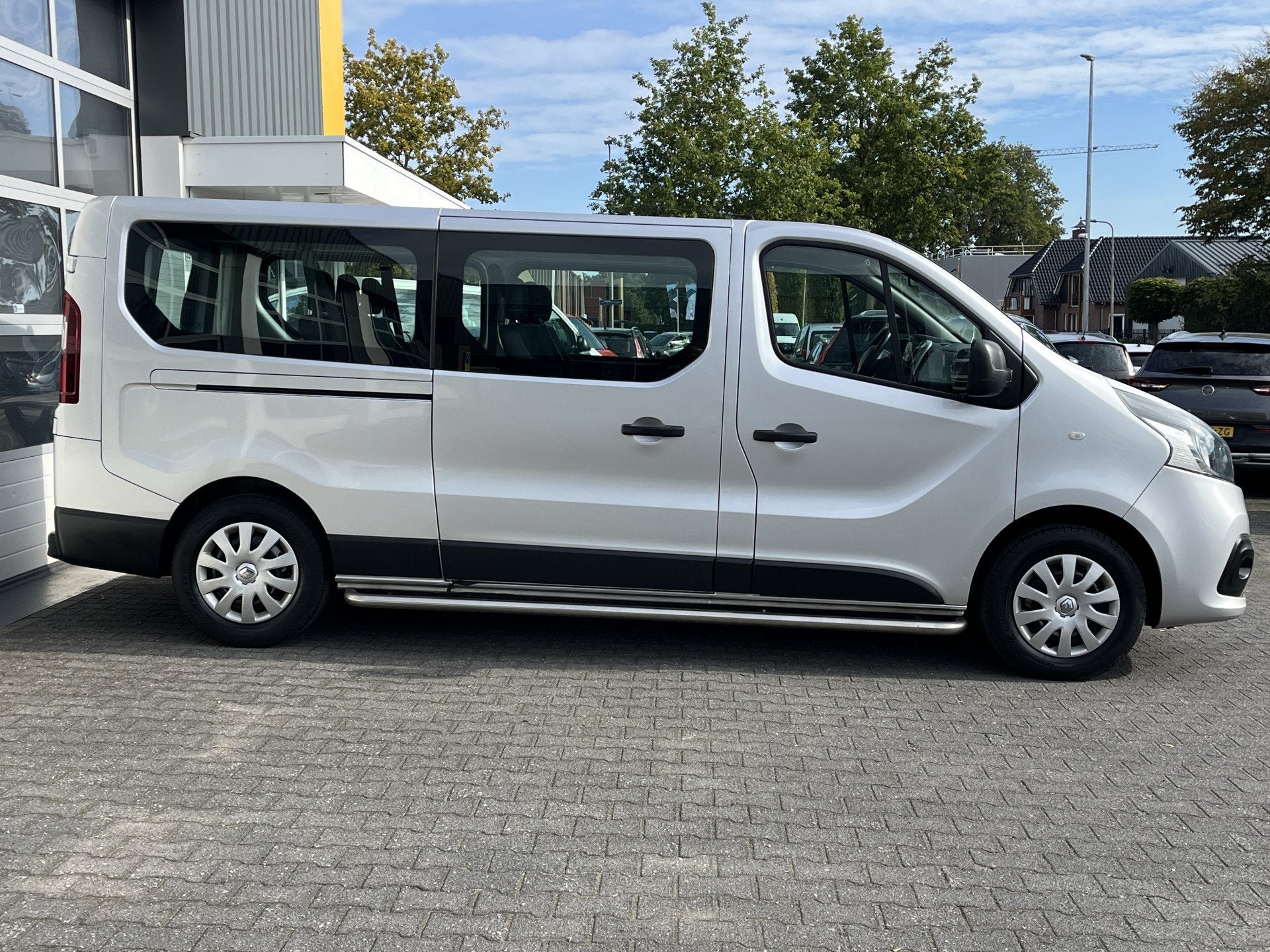 Renault Trafic Passenger 8-persoons 1.6 dCi Grand Authentiqu, Auto's, Renault, Voorwielaandrijving, Stof, Gebruikt, 2000 kg