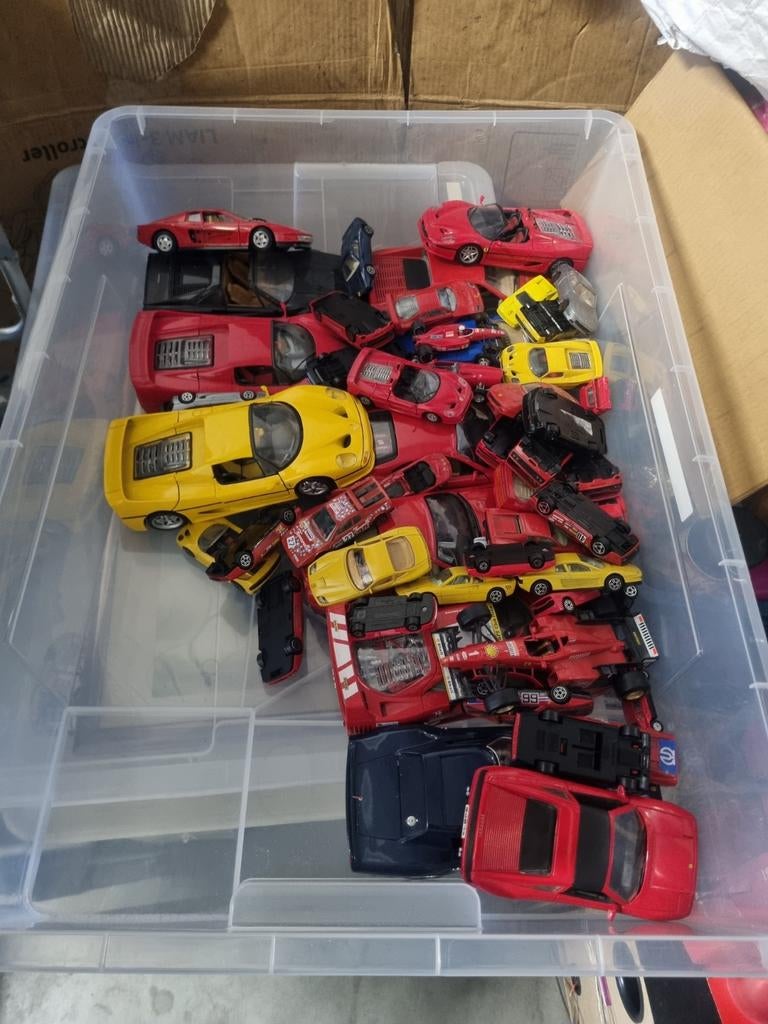 Diverse Ferrari autotjes, Ophalen, Gebruikt, Auto