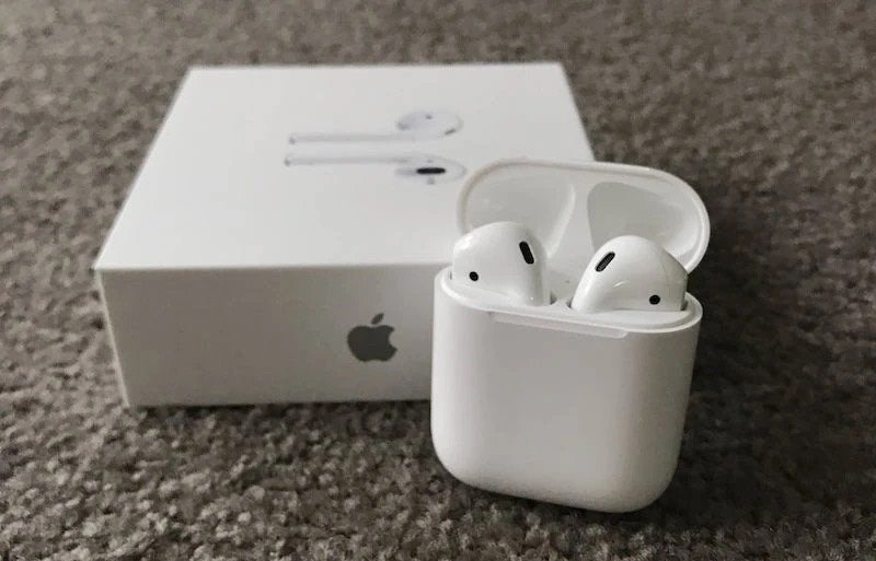 Originele apple airpods met charging case 2e generatie, ., Overige typen, Ophalen of Verzenden, Zo goed als nieuw