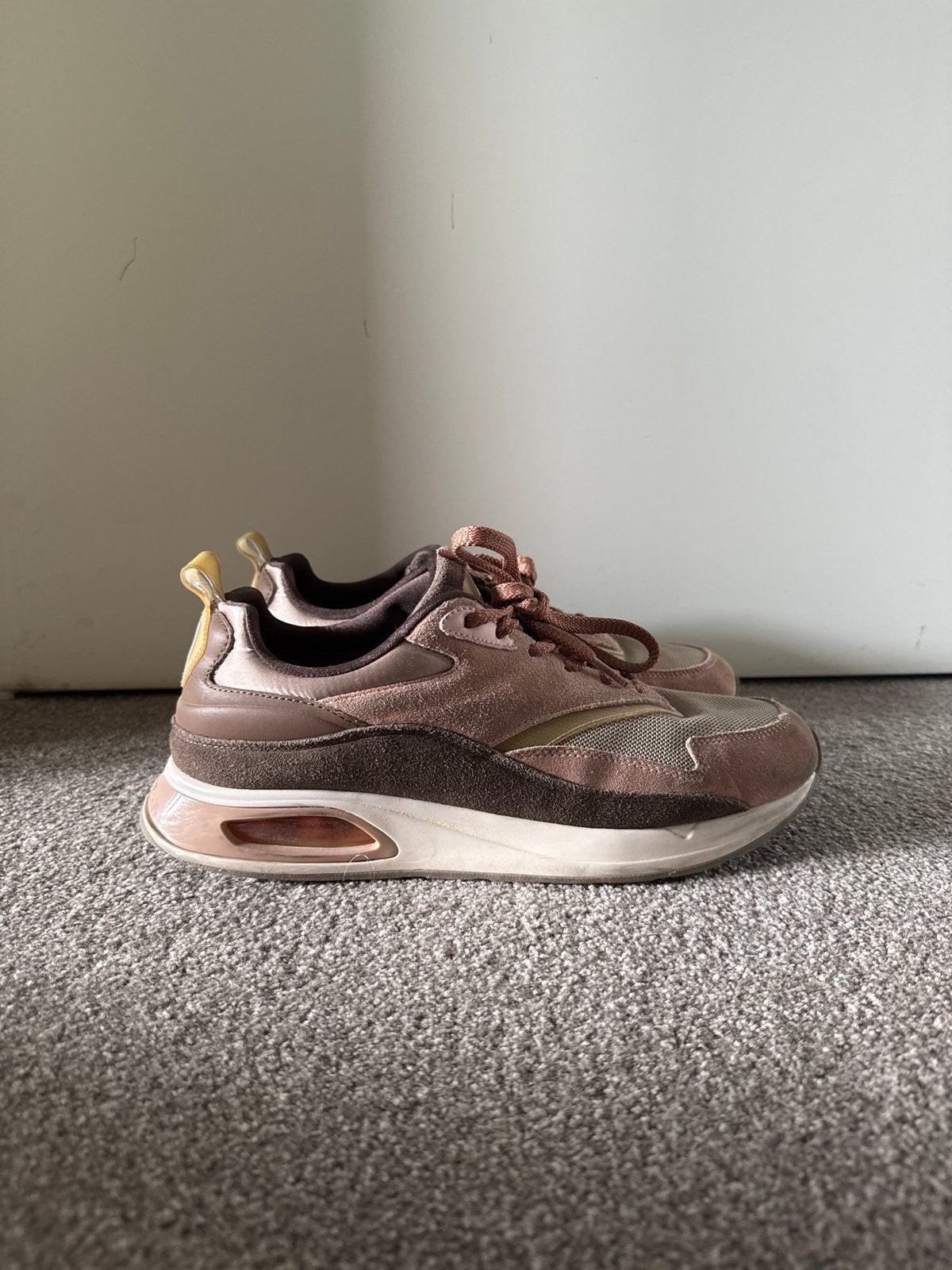 HOFF sneakers maat 42, Ophalen of Verzenden, Gedragen, Bruin, Sneakers of Gympen