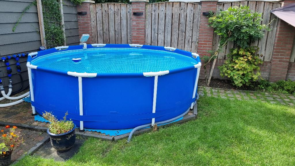 INTEX Compleet: Zwembad, Pomp-Filterset, Fontein, Solarset, Ophalen, Gebruikt, Minder dan 80 cm, Rond