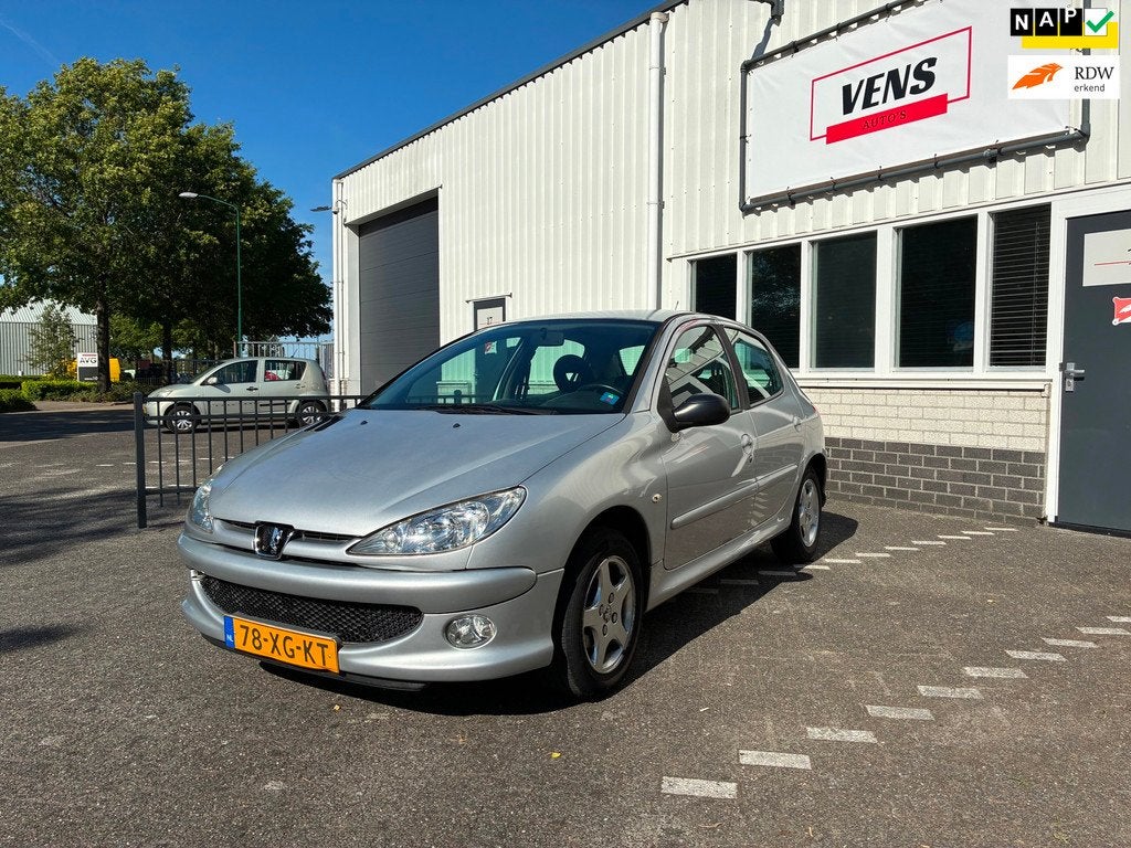 Peugeot 206 1.4 Air-line 3 inruilkoopje! APK 20-07-2027!, Auto's, Peugeot, Bedrijf, Te koop, ABS, Airbags, Airconditioning, Centrale vergrendeling