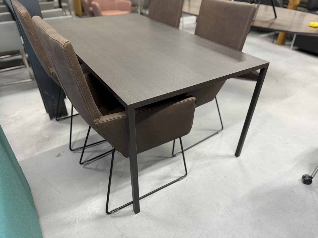 Showmodel Arco Slim Eettafel eiken fineer Oak Black 160x90, Huis en Inrichting, Tafels | Eettafels, Arco, 50 tot 100 cm, 150 tot 200 cm