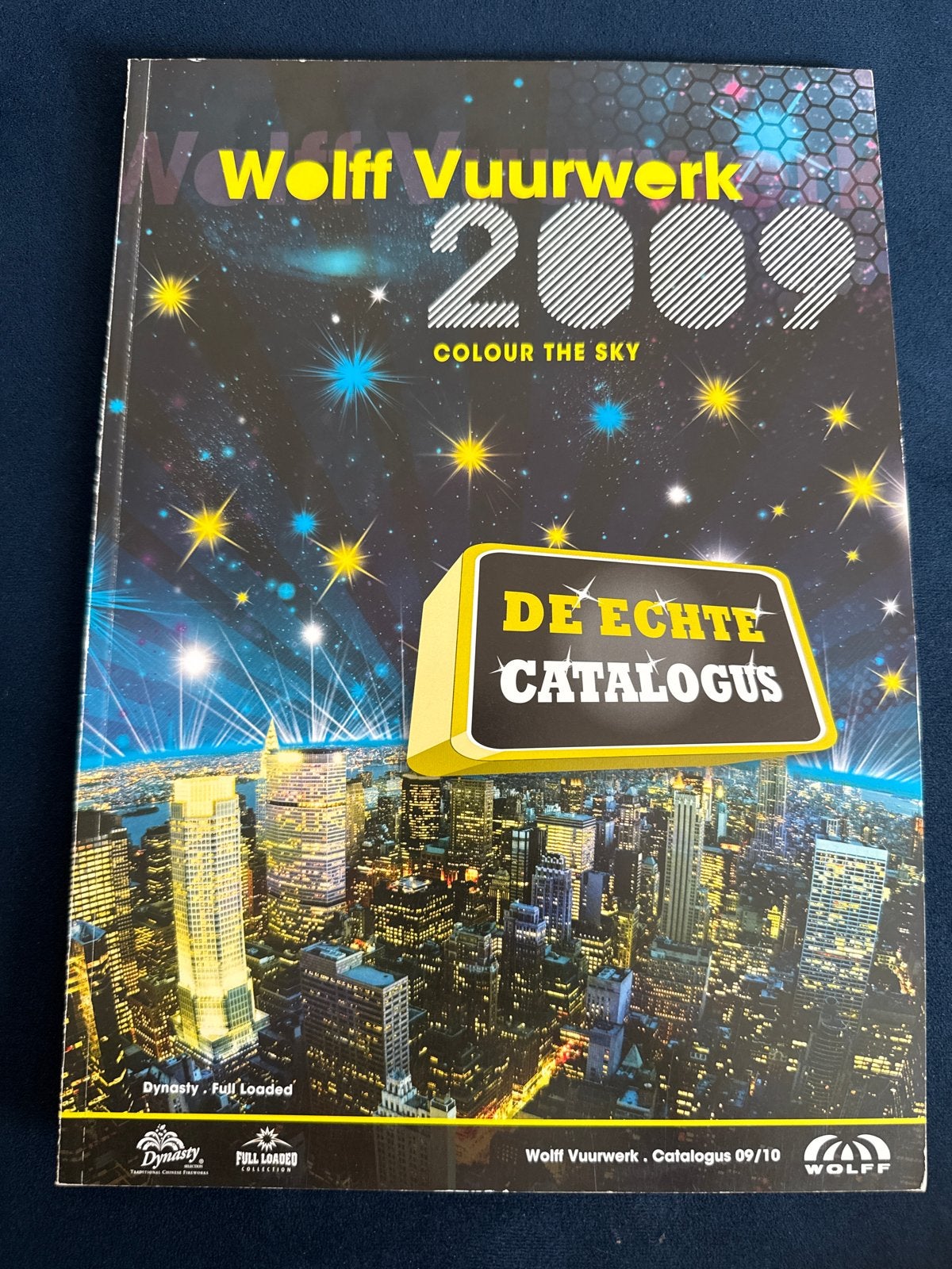 Wolff Vuurwerk Catalogus 2009 - De Echte Catalogus, Boeken, Catalogussen en Folders, Zo goed als nieuw, Catalogus, Ophalen of Verzenden