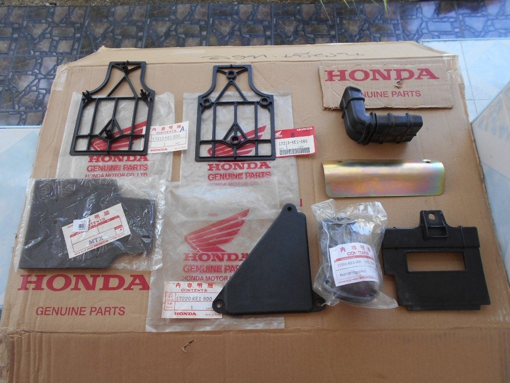 Honda MTX80R2 - MTX125R -MTX200R Luchtfilter Bak Onderdelen, Verzenden