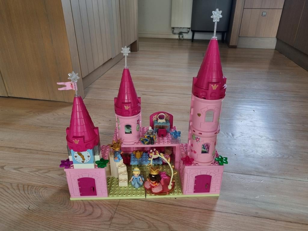 Lego Duplo 4820 prinsessenkasteel, Gebruikt, Overige thema's, Ophalen of Verzenden, Compleet