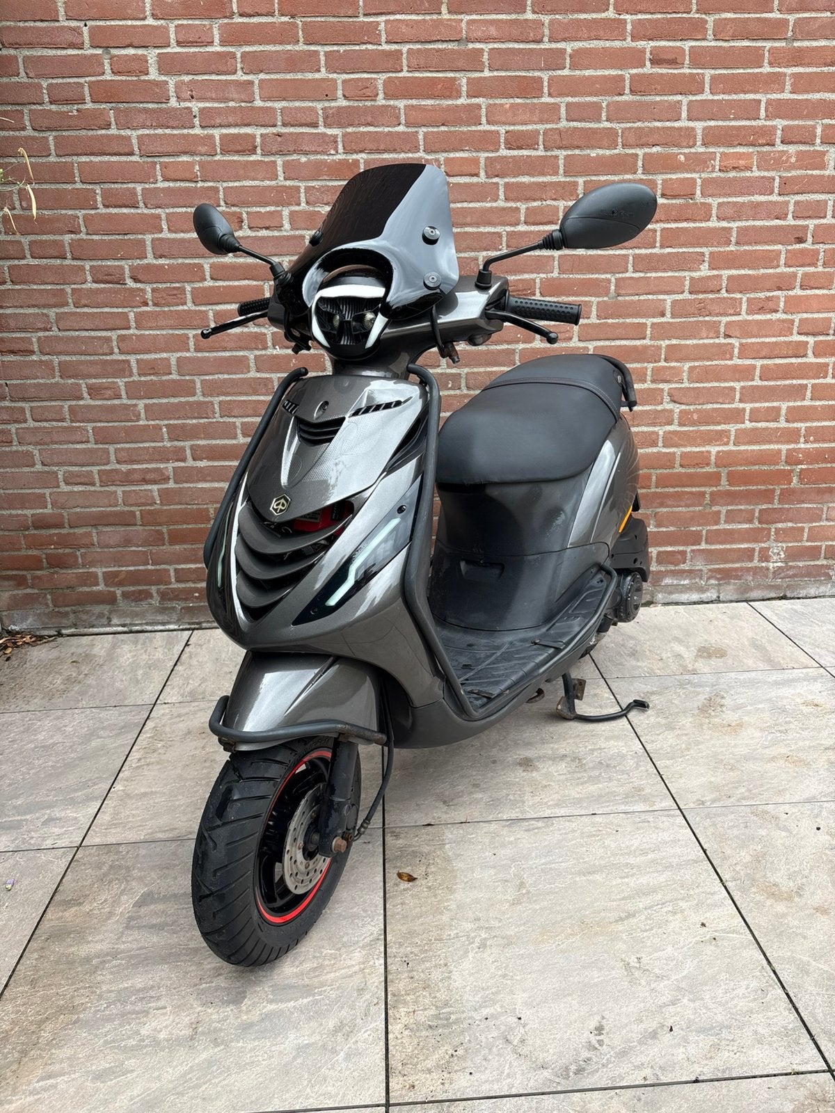 Piaggio Zip SP 4T I-Get uit 2020, Ophalen, Zip, Zo goed als nieuw, Benzine