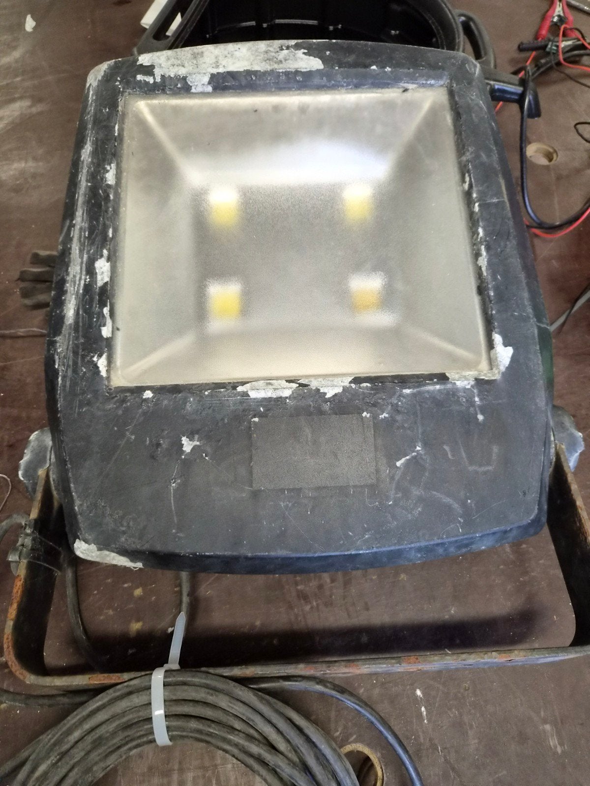 Gebruikte bouwlamp met lange kabel, Verzenden, Gebruikt