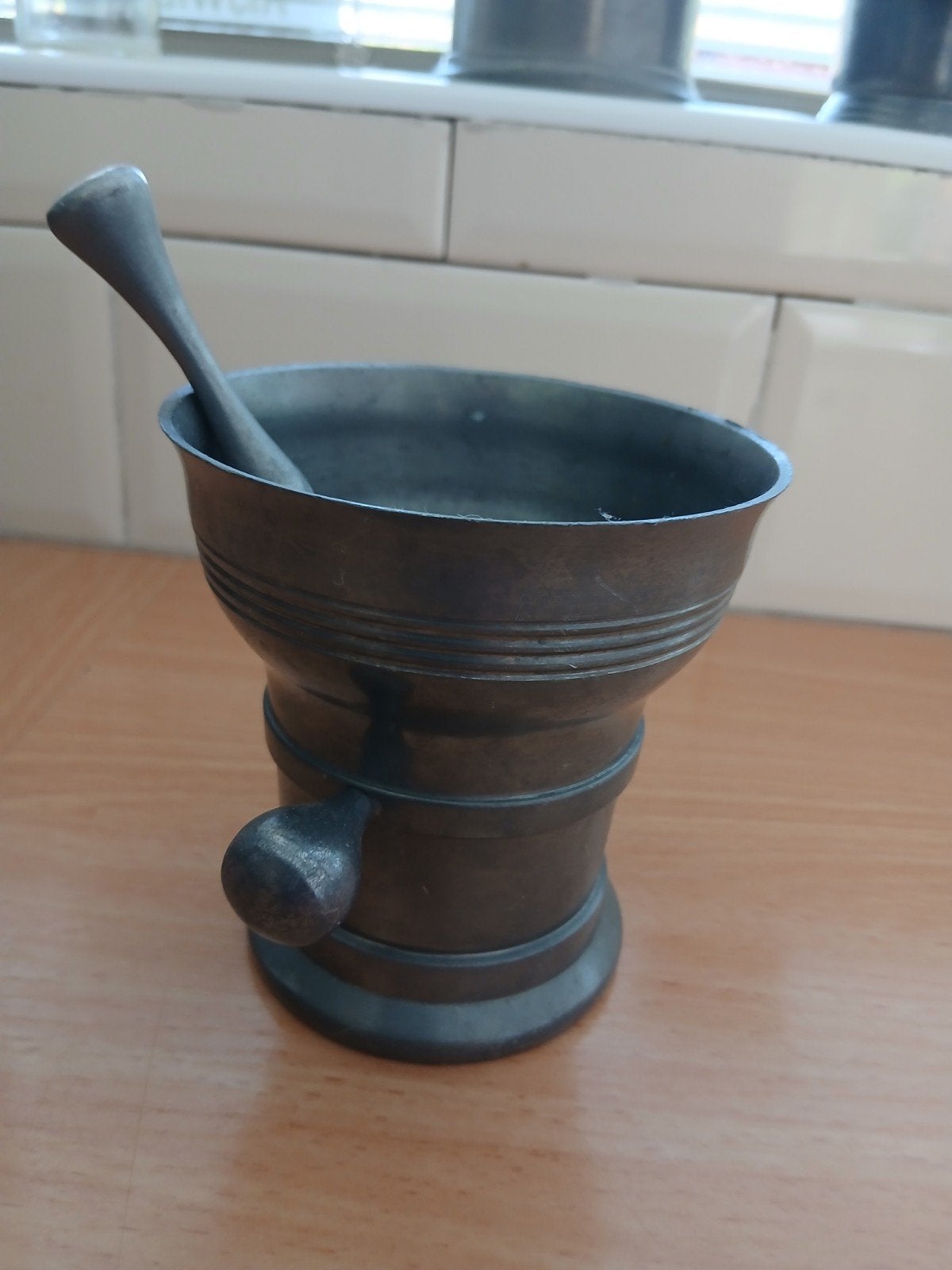 Antieke edel tinnen vijzel met stamper 9,5 cm hoog, Antiek en Kunst, Ophalen of Verzenden