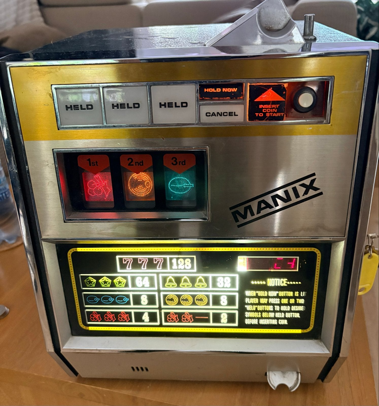 Vintage Manix fruitautomaat - Werkt op guldens, Verzamelen, Automaten | Gokkasten en Fruitautomaten, Overige munten, Ophalen, Gebruikt