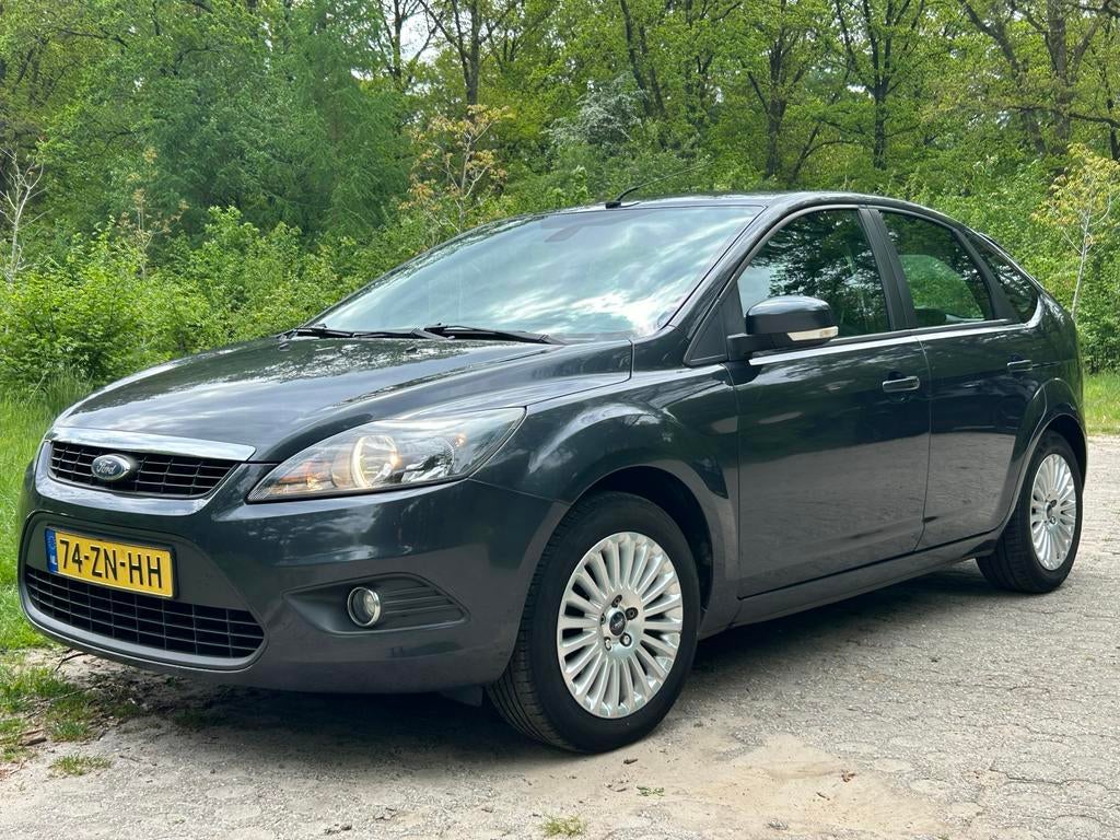MOET WEG! Ford Focus 1.6 74KW 5D 2008 Grijs APK DISTRIBUTIE, 1596 cc, Zwart, 4 cilinders, 49 €/maand