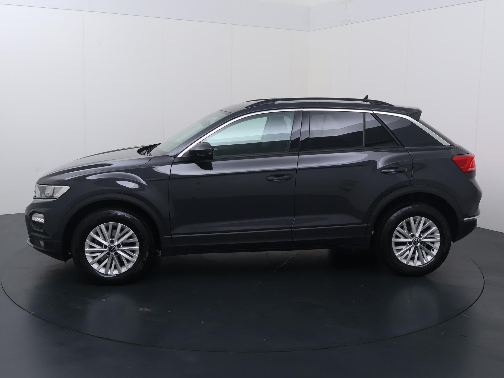 Volkswagen T-Roc 1.0 TSI Style | 110 PK | Adaptive Cruise Co, Auto's, Volkswagen, 12 maanden, Stof, Gebruikt, 1193 kg