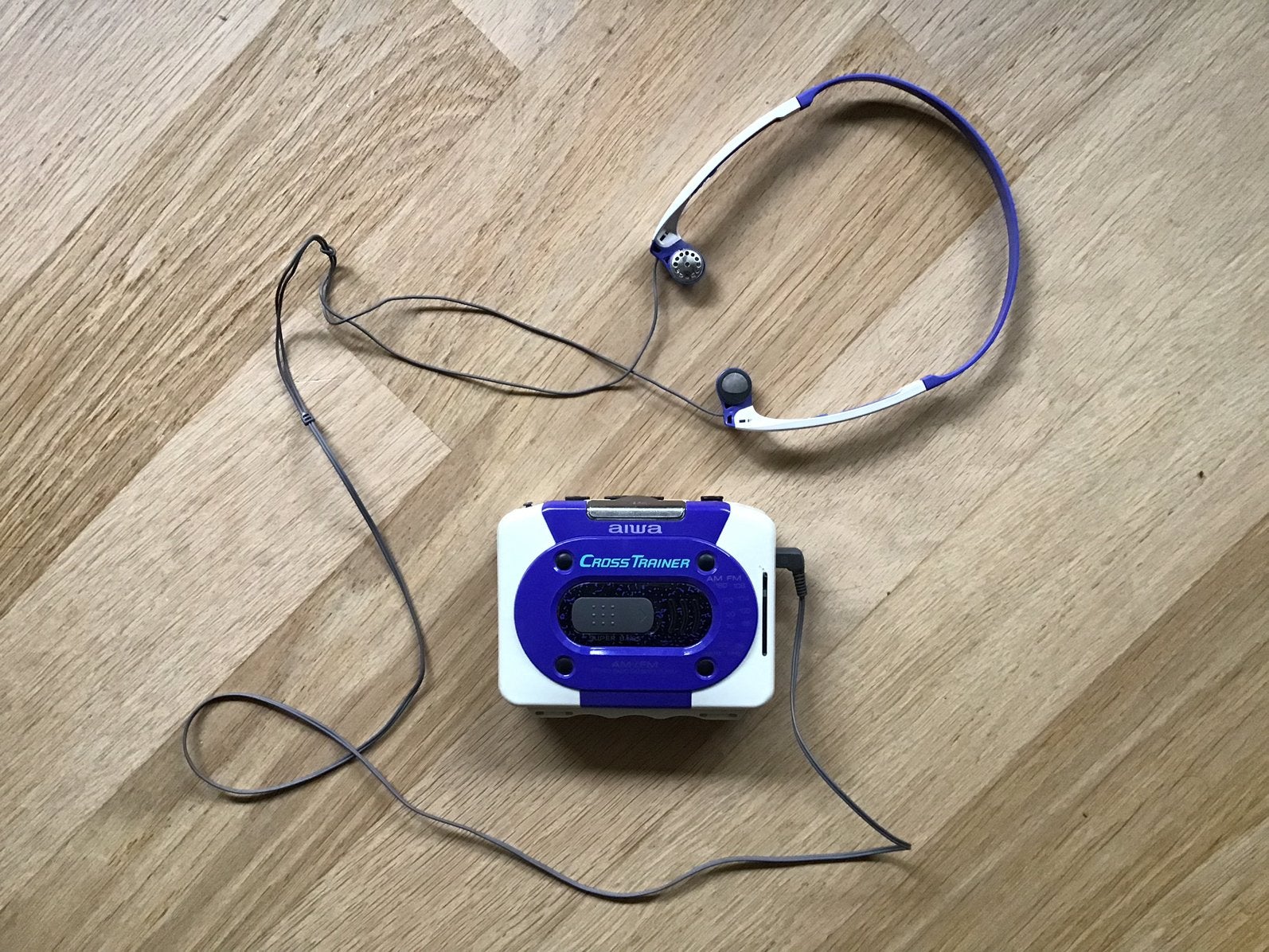 Vintage Aiwa Cross Trainer HS-SP500. Walkman uit 1997., Audio, Tv en Foto, Walkmans, Discmans en Minidiscspelers, Ophalen of Verzenden
