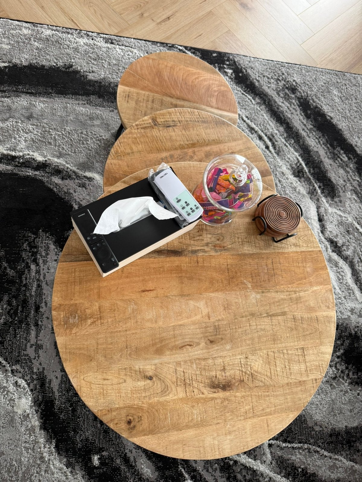 Salom tafel set van 3 zo goed als nieuw., Ophalen, Minder dan 50 cm, 50 tot 100 cm, Zo goed als nieuw