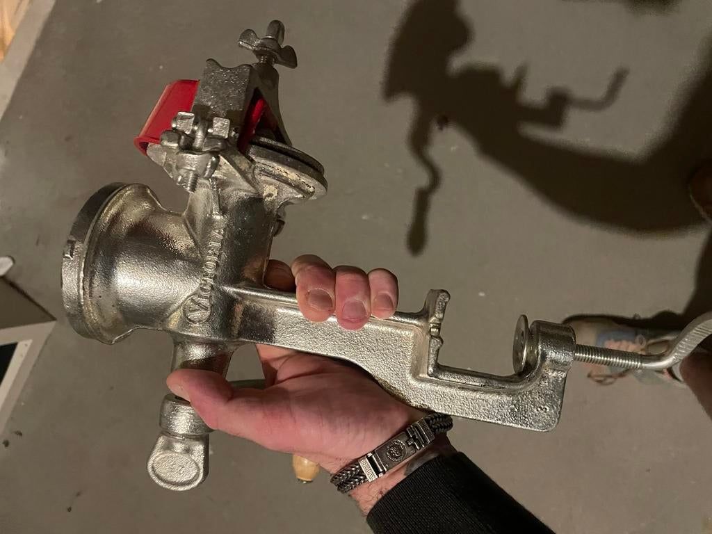 Schrootmolen en 2 vaten voor de hobbybrouwer, Hobby en Vrije tijd, Overige Hobby en Vrije tijd, Ophalen of Verzenden, Gebruikt