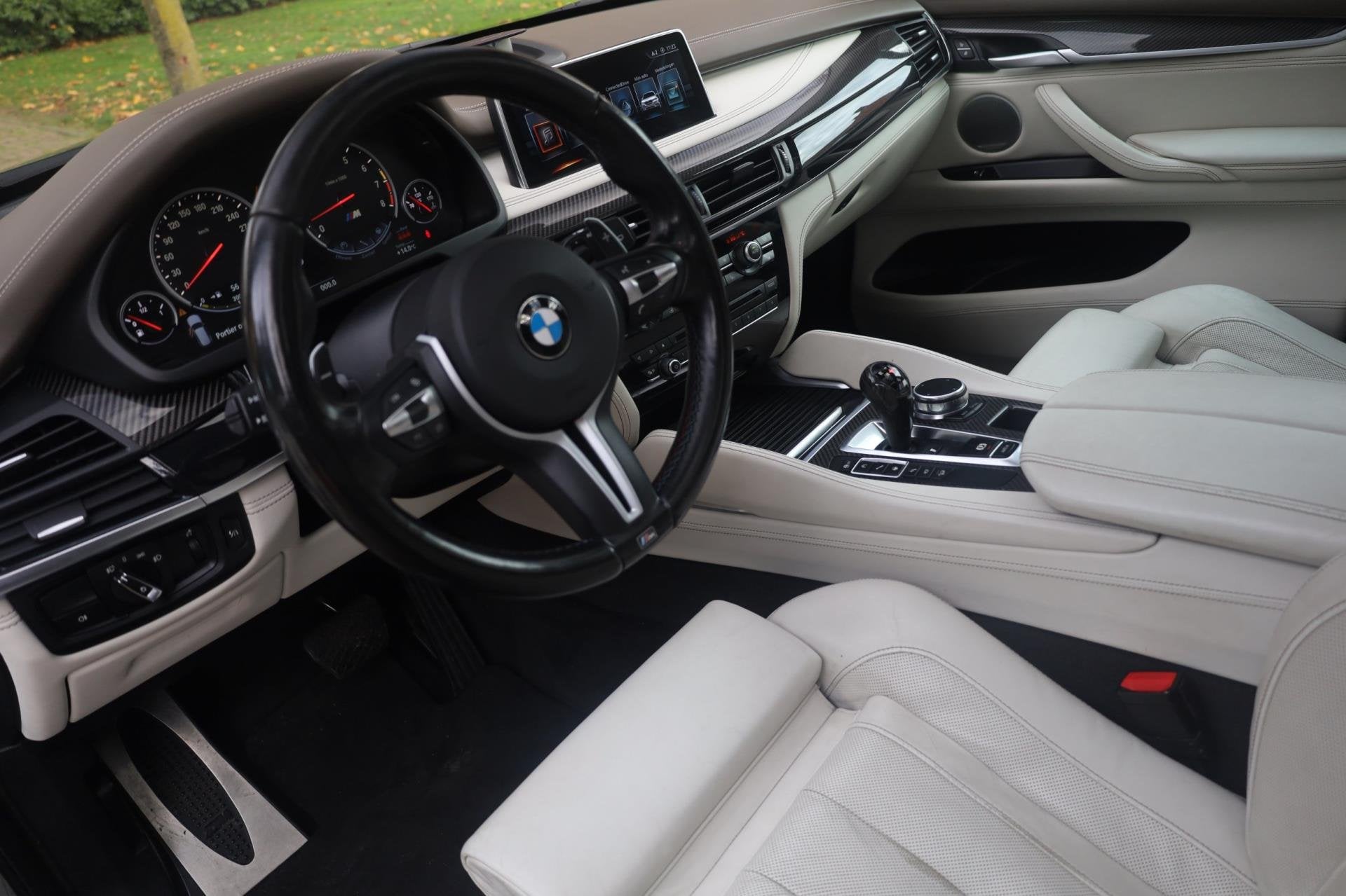 BMW X5 M Aut. | 22 Inch Vossen| Individual | Bang & Olufsen, Auto's, Automaat, Dealer onderhouden, Gebruikt, 4395 cc