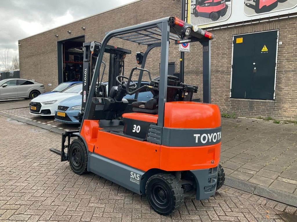 Toyota 7FBMF30 3000G 4.30METER HEFTRUCK (bj 2012), 3000 tot 4000 kg, Elektrisch, Heftruck, Toyota