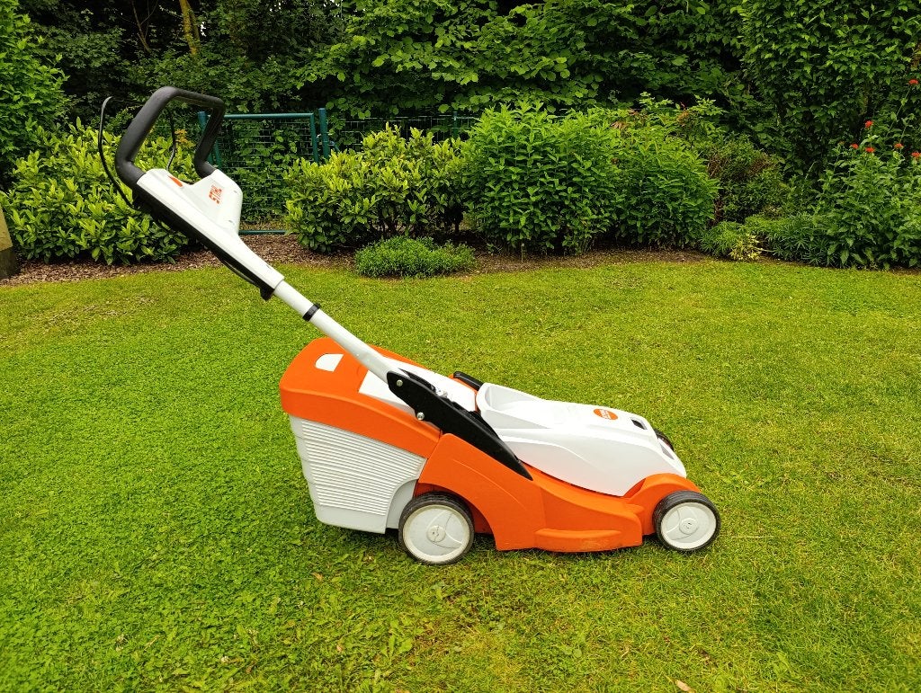 stihl accugrasmaaier, Ophalen, Cirkelmaaier, Gebruikt, Accu-grasmaaier