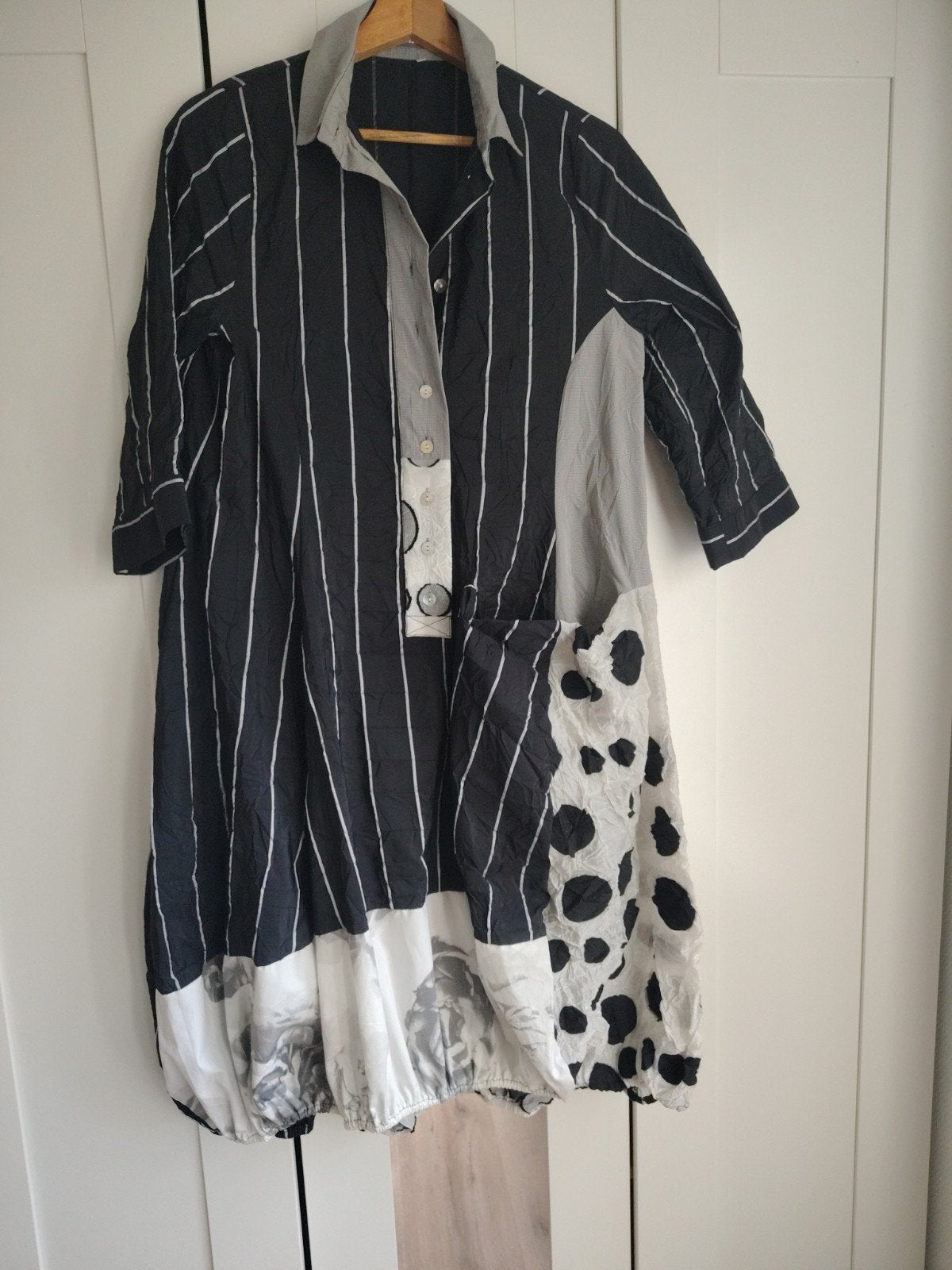 Alembika jurk zwart wit maat L / 2 zie Afmetingen in tekst, Kleding | Dames, Zwart, Maat 42/44 (L), Ophalen of Verzenden, Zo goed als nieuw