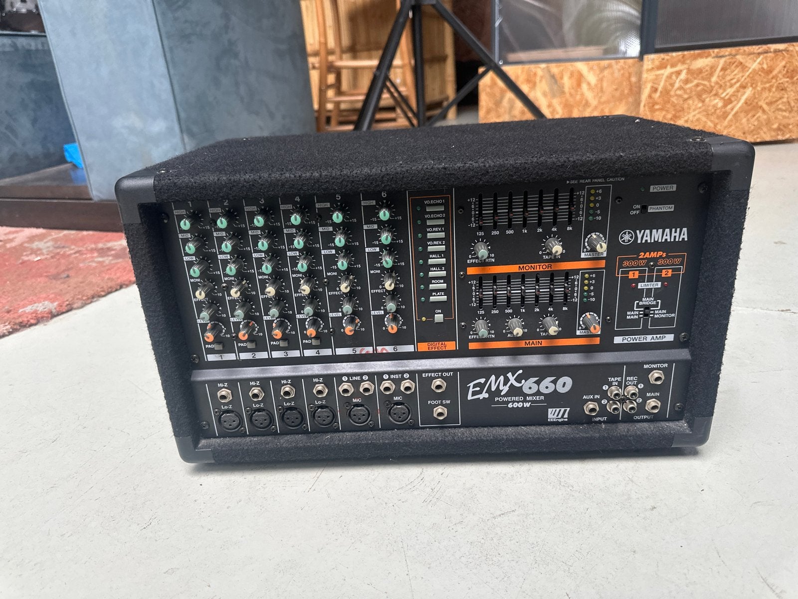 Yamaha EMX660 Zang Versterker - 600W Powermixer, Ophalen, Gebruikt, Minder dan 500 watt, P.A.