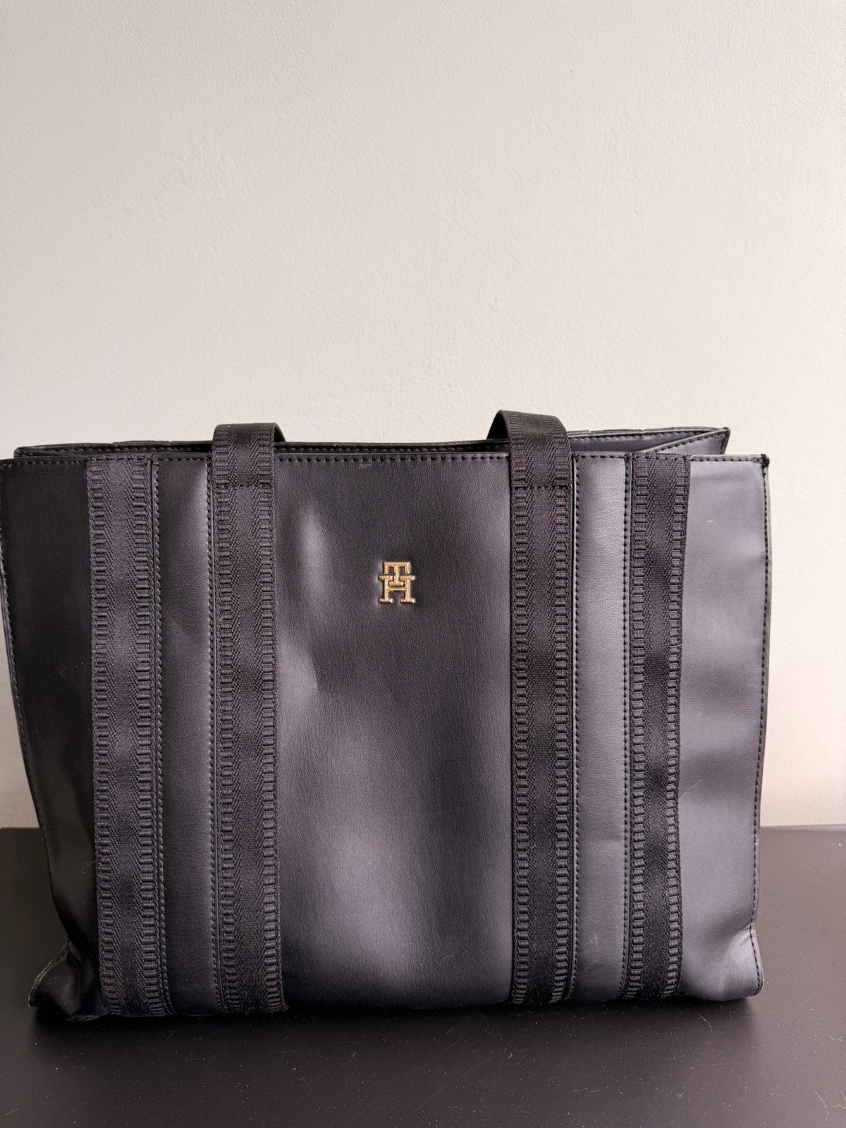 Tommy Hilfiger Shopper, Ophalen of Verzenden, Zo goed als nieuw, Zwart, Shopper