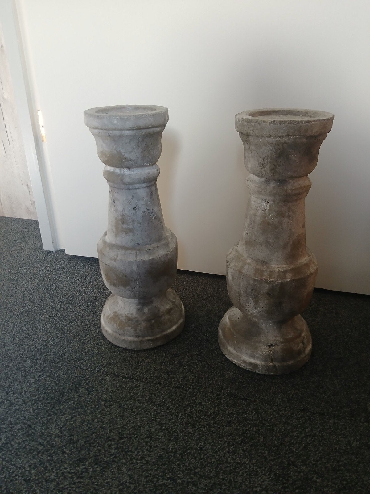 Mooie kandelaars, +/- 40 cm hoog, Ophalen, Gebruikt, Grijs, Steen/keramiek