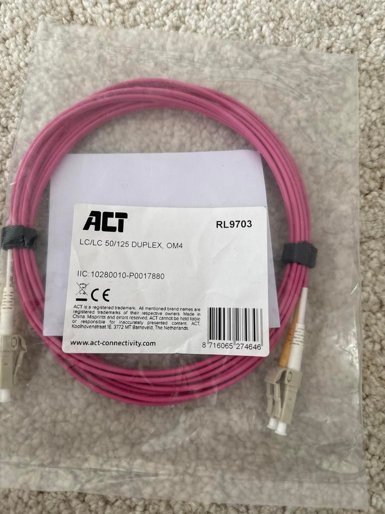 ACT Fiber Optic Patch Cord LC/LC 50/125 Duplex OM4 3.00M, Computers en Software, Pc- en Netwerkkabels, Nieuw, Ophalen of Verzenden