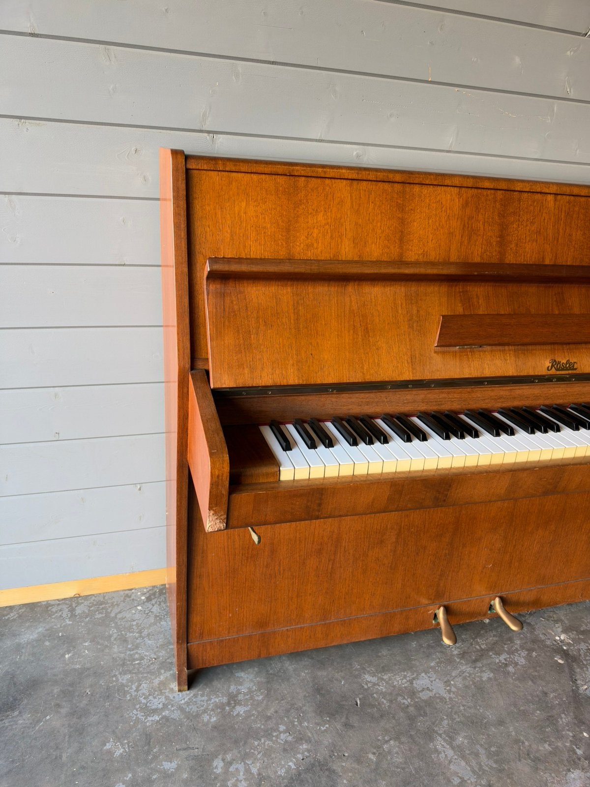 Rösler piano, Muziek en Instrumenten, Ophalen, O, O, O