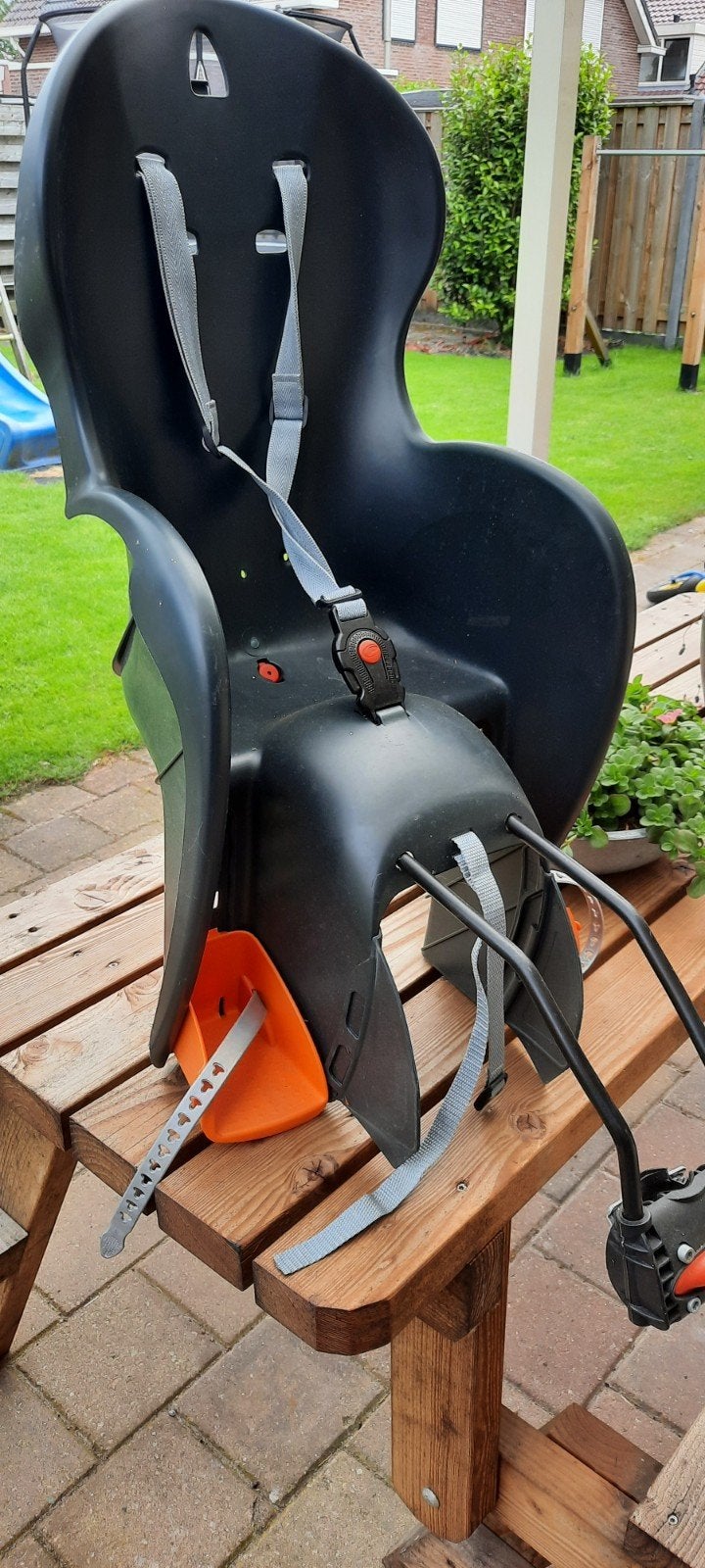 Stevige Achterzitje voor Kinderen - Zwart, Fietsen en Brommers, 15 t/m 25 kg, Achterzitje, Ophalen of Verzenden, Polisport