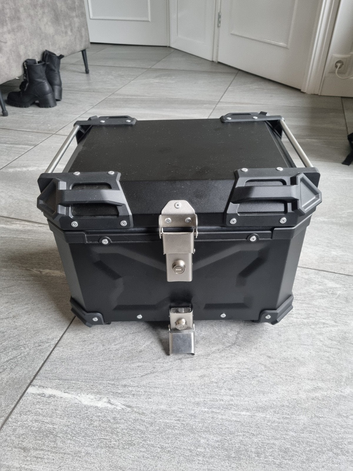 Topkoffer 45L, Motoren, Ophalen