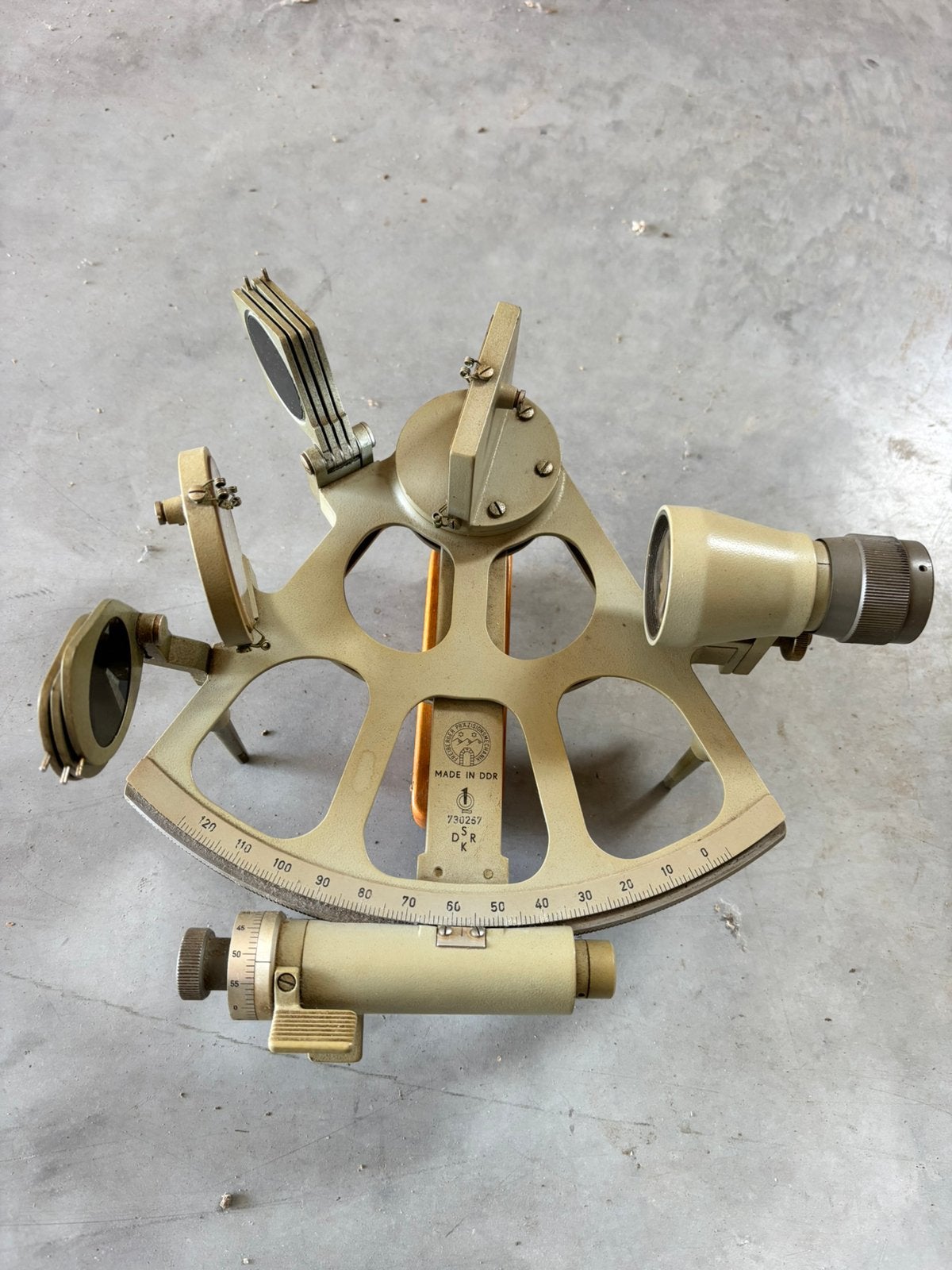 Originele Freiberger Trommelsextant DDR 1973, Watersport en Boten, Navigatiemiddelen en Scheepselektronica, Ophalen