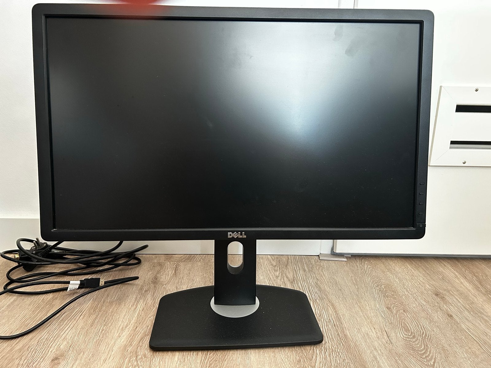 Dell P2412H Monitor met standaard, Ophalen, Gebruikt, In hoogte verstelbaar, Full HD