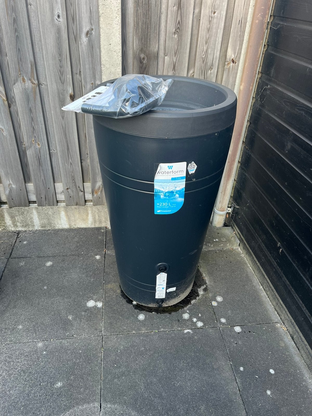 Regenton, Tuin en Terras, Regentonnen, 150 liter of meer, Ophalen, Zo goed als nieuw