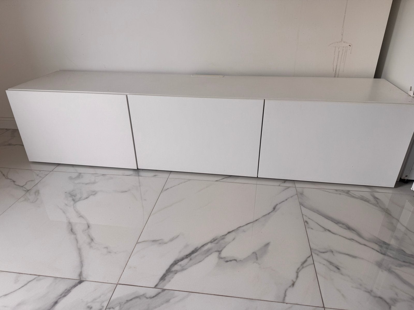 IKEA Besta TV meubel wit met 3 deuren en 2 legplanken, Ophalen, 150 tot 200 cm, Zo goed als nieuw, Minder dan 100 cm